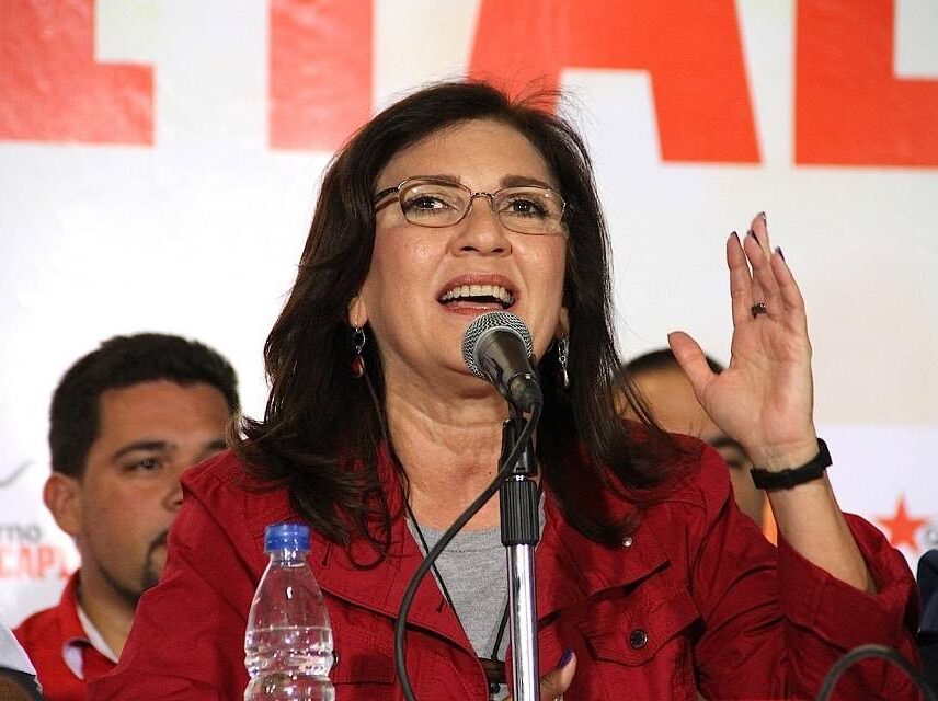Ministerio de Transporte evalúa proyectos con empresas nacionales