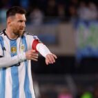 Messi expresó su solidaridad por las víctimas de los terremotos