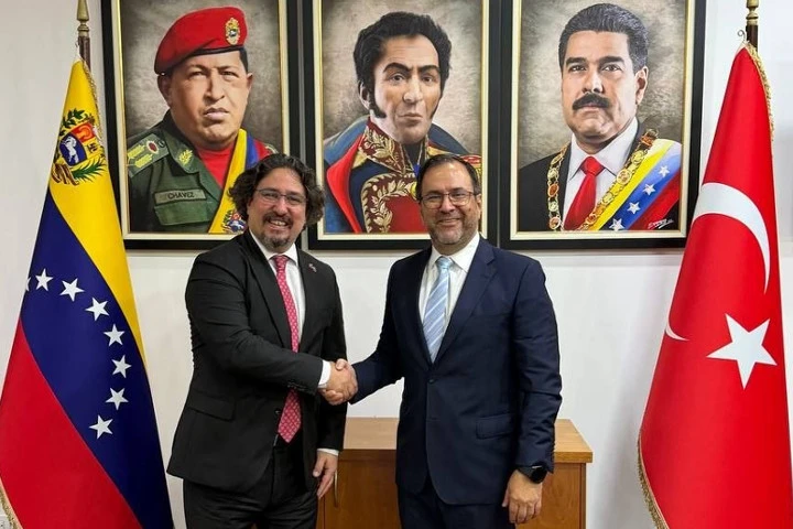 Venezuela y Türkiye actualizan acuerdos estratégicos