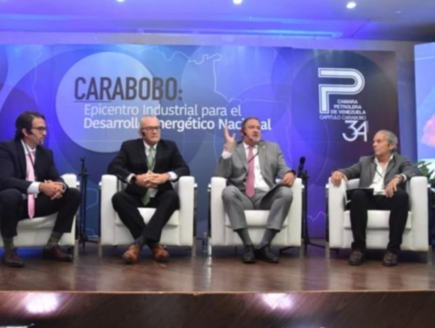 Cámara Petrolera proyecta producir 1.400.000 barriles diarios