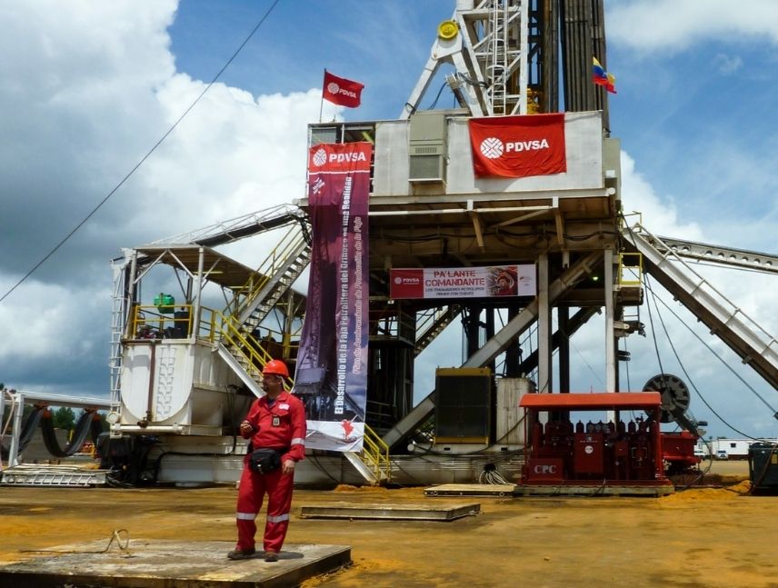 Pdvsa y Reliance analizan retomar alianza de suministro de crudo