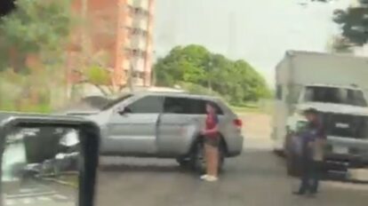 Conductor causa colisión en la avenida las Américas y se da a la fuga