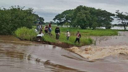 Río Arauca inundó localidad de Apure