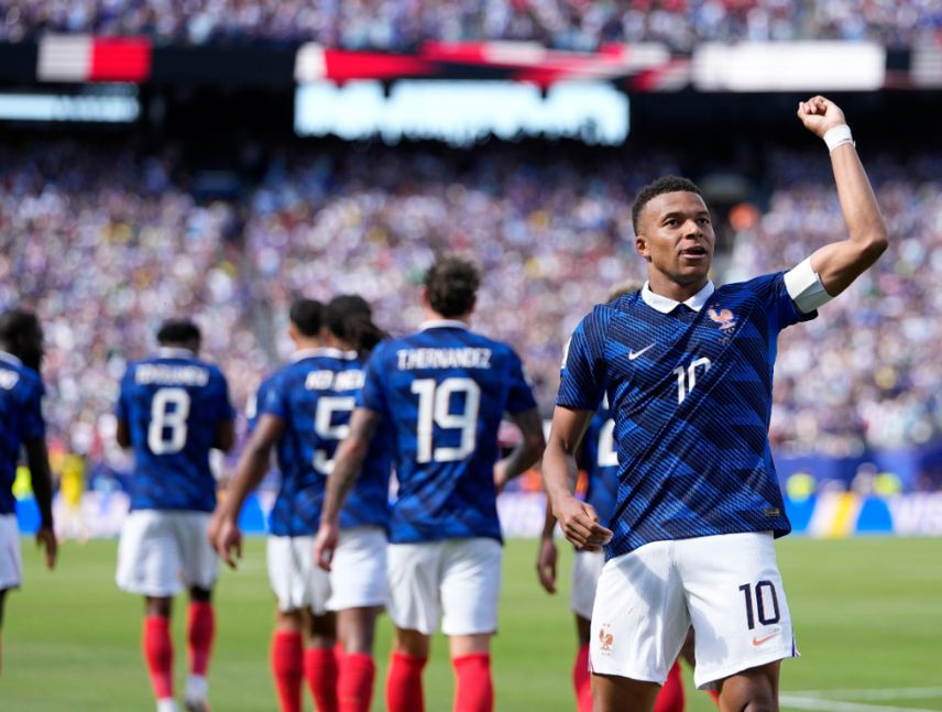Francia comenzó el Mundial con victoria