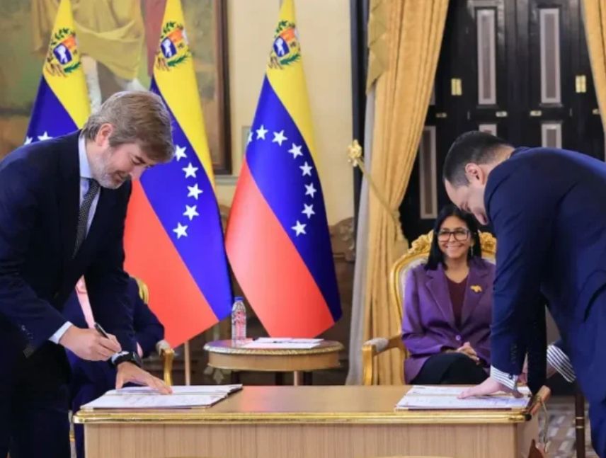 Venezuela y Repsol firman Memorando de Entendimiento