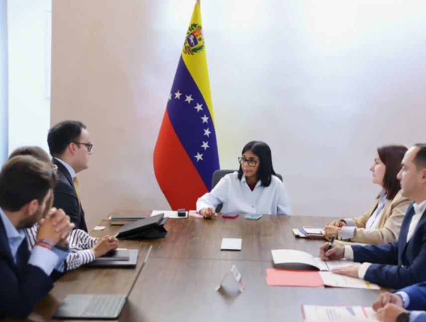 Presidenta (e) traza hoja de ruta del Plan Ejecutivo Renacer 2026