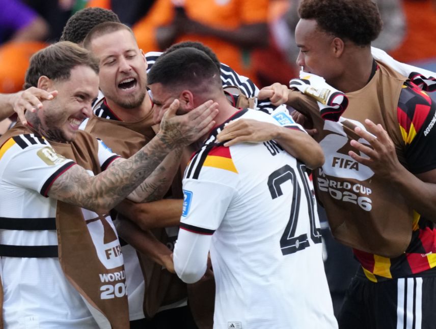 Alemania gana in extremis y clasifica a dieciseisavos de final