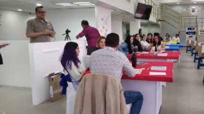 Más de 3.000 colombianos en Bolívar votan