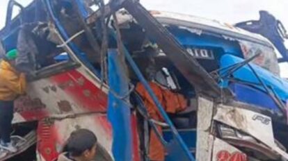 Vuelco de autobús deja cuatro muertos y 13 heridos en Ecuador