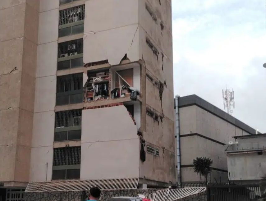 Reportan heridos en Guatire y daños en estructuras de Caracas tras sismo