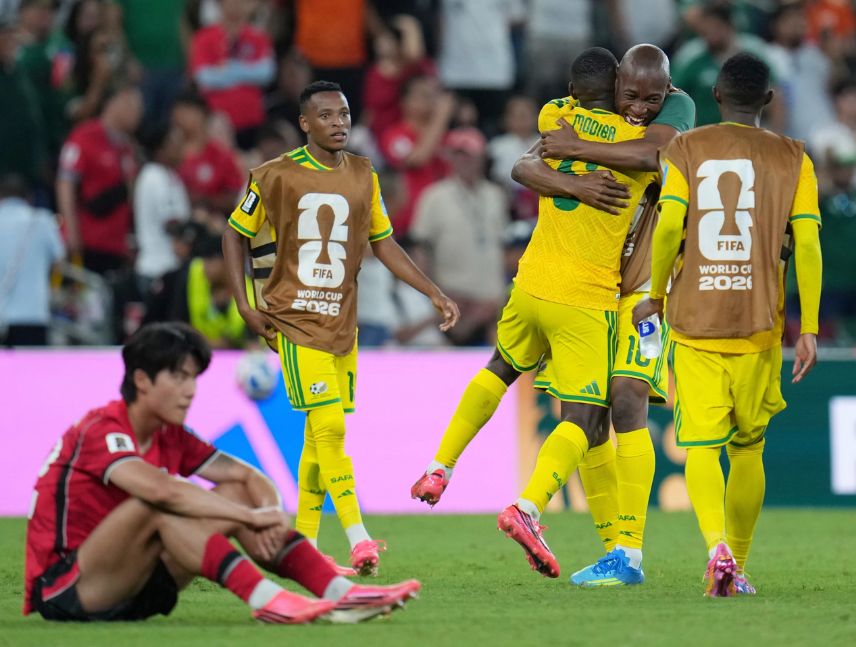 Sudáfrica vence a Corea del Sur y clasifica por primera vez