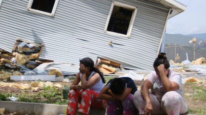 Aumenta a 589 el número de muertos tras el doble terremoto