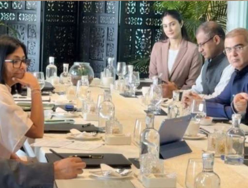 Venezuela y Grupo Essar evalúan inversiones para el sistema eléctrico