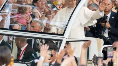 Más de un millón de fieles acuden a misa del papa en Madrid