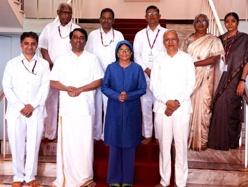 Presidenta (e) culmina con éxito su agenda en la India
