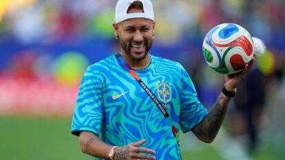 Neymar anunció que será padre por quinta vez