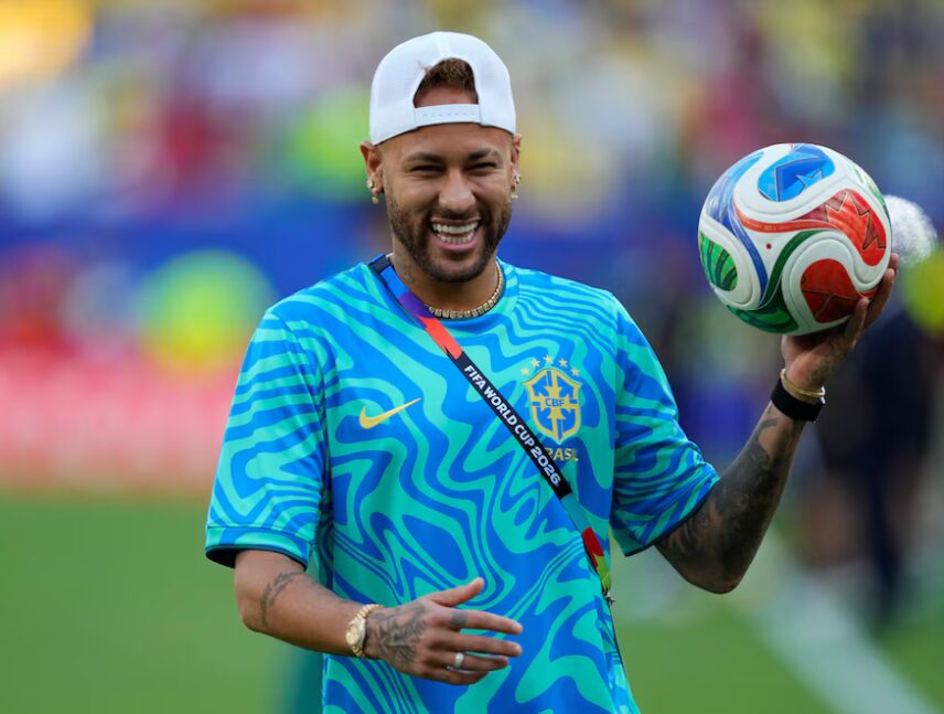 Neymar anunció que será padre por quinta vez