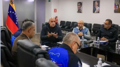 Coordinan acciones para agilizar trámites del sector pesquero