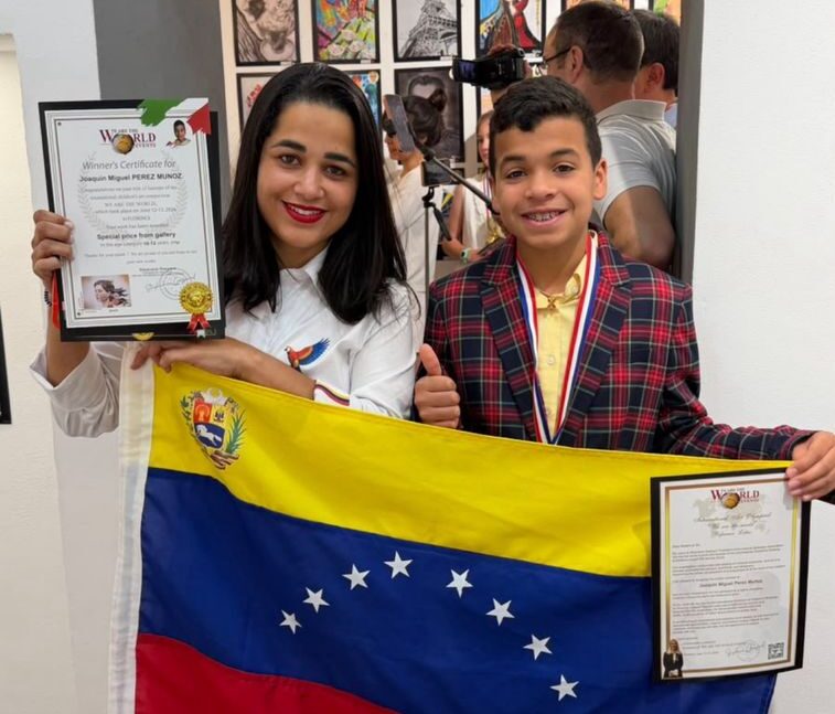 Artista guayanés Joaquín Pérez gana premio en Italia