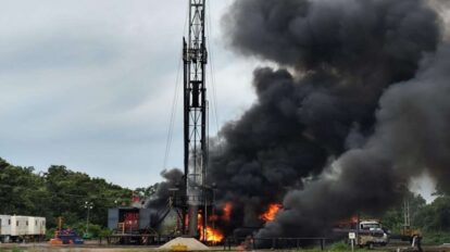 Reportan 12 lesionados por explosión en pozo petrolero de Apure