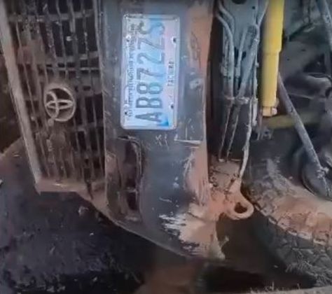 Se volcó camioneta en autopista Ciudad Bolívar-Puerto Ordaz