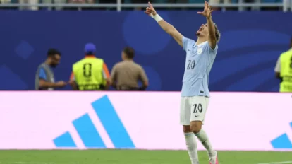Uruguay rescata un empate ante Arabia Saudita