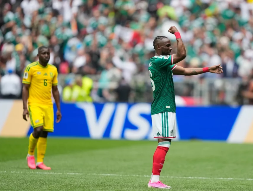 México debuta en el Mundial con victoria 2-0 ante Sudáfrica