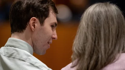 Audiencia en juicio a acusado de matar a Charlie Kirk será pública