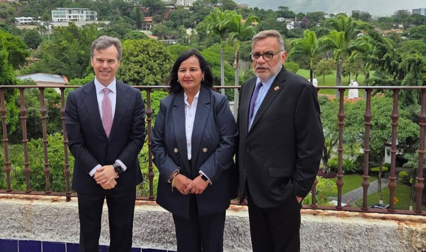 EEUU ratifica su apoyo a la reconciliación política en Venezuela