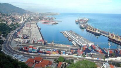 Puerto de La Guaira vuelve a operar