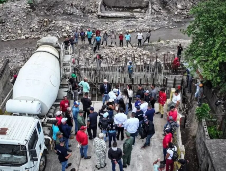Ministerio de Transporte rehabilita 30 puentes en el país