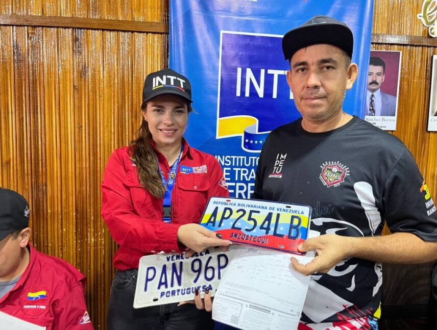 Intt despliega operativos de trámites vehiculares en 9 estados