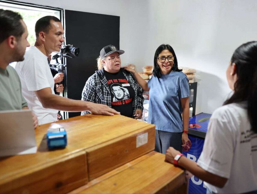 Presidenta (e) supervisa modelos de economía comunal en Caucagüita