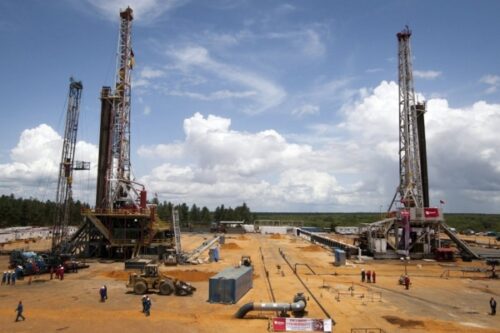 Ongc negocia adquisición de participación de Pdvsa en yacimientos petroleros