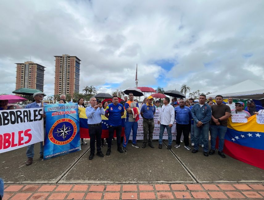 Universitarios, gremios y sindicatos en Guayana exigen “salario digno ya”