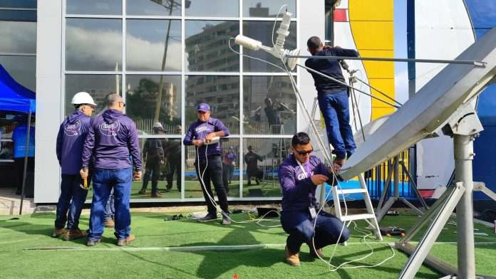 Cantv instala antenas satelitales en Caraballeda