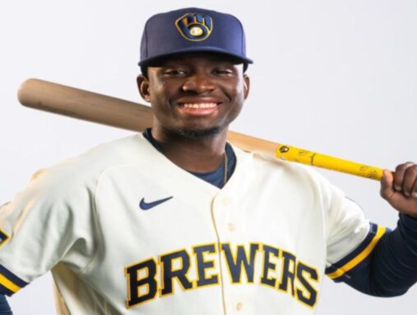 Luis Lara Cerveceros de Milwaukee
