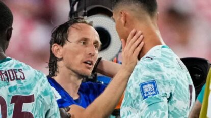 Ronaldo y Luka Modric se funden en abrazo