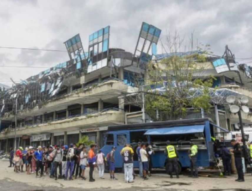 Comercios en La Guaira y Caracas destruidos por terremotos