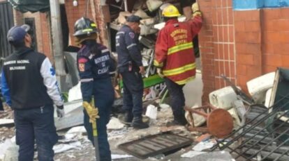 Dos heridos por deflagración de bombona de gas