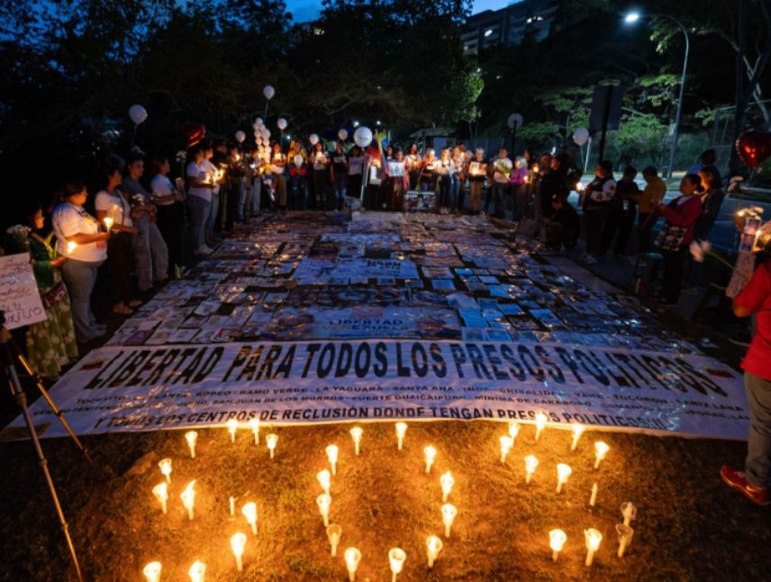denuncian abandono de presos políticos tras terremotos.