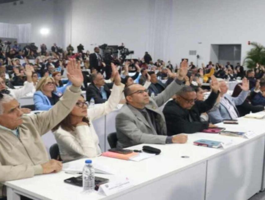 Aprueban en primera discusión ley contra la estafa inmobiliaria.