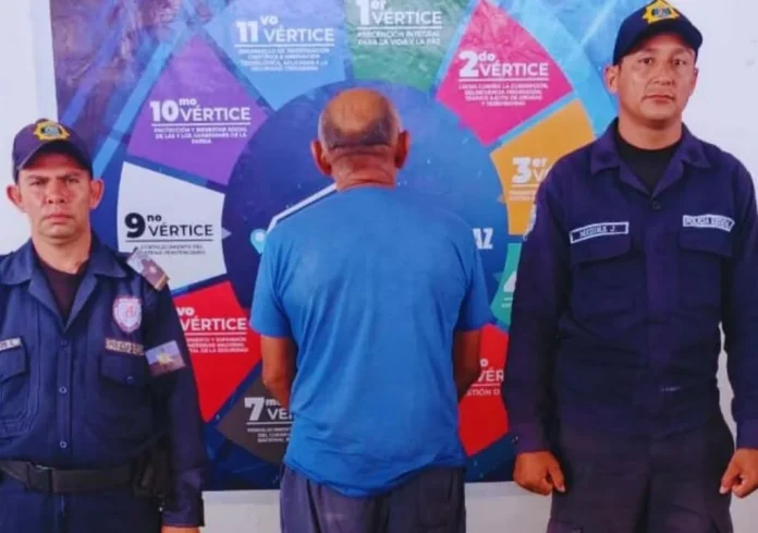 Preso profesor por abusar de cuatro estudiantes