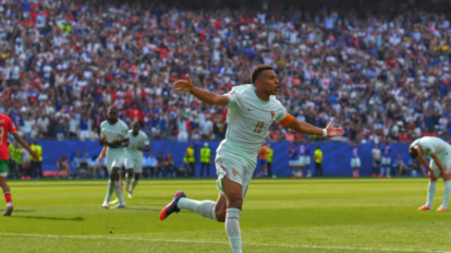 Mbappé y Dembélé guían a Francia a Semifinales