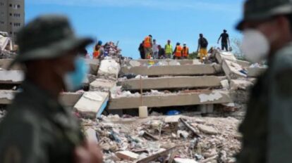 Las personas pueden resistir en los huecos de superviviencia