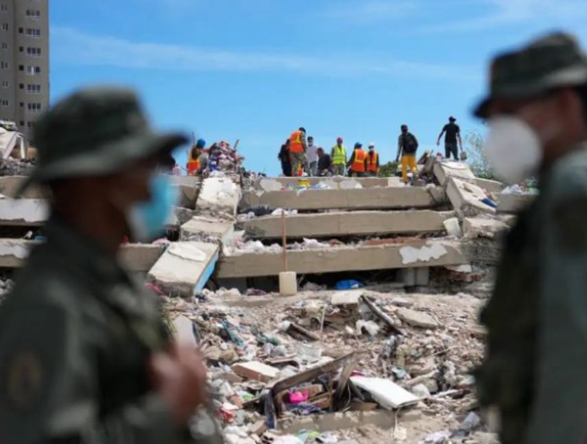 Las personas pueden resistir en los huecos de superviviencia