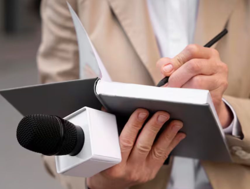 Presentan guia para combatir la desinformación.