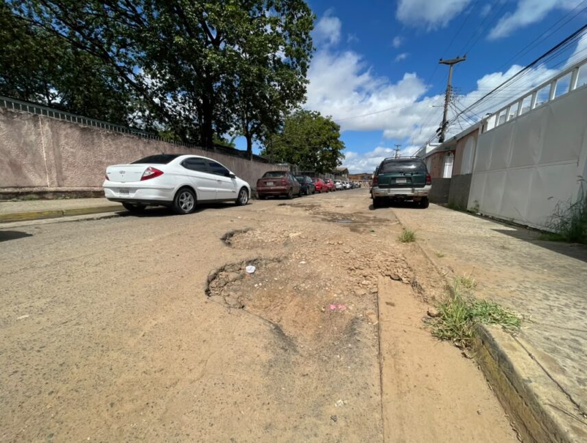 unare