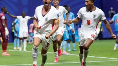 Inglaterra logra dramática remontada ante RD del Congo