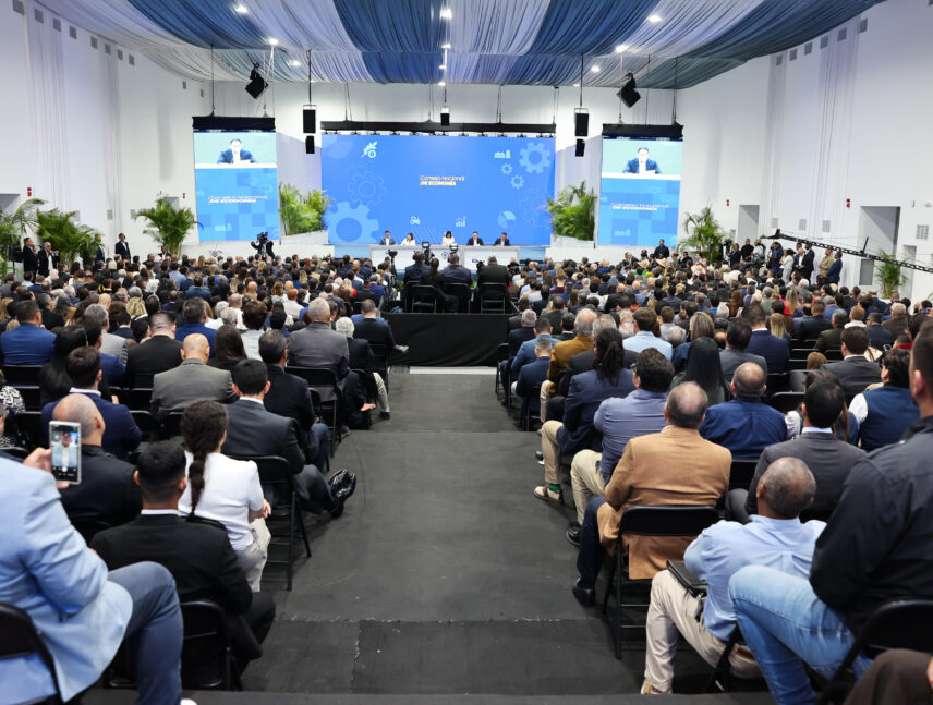 Presidenta (e) lidera encuentro del Consejo de Economía